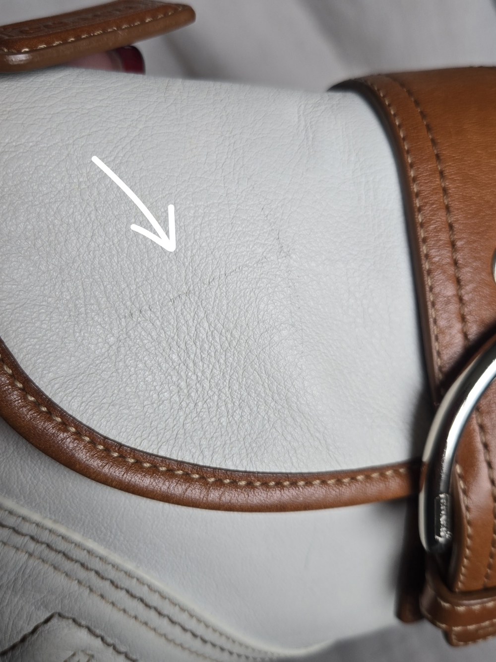 Vintage Coach Small Soho Cream & Cognac Leather Shoulder Bag - Picture 7 of 13